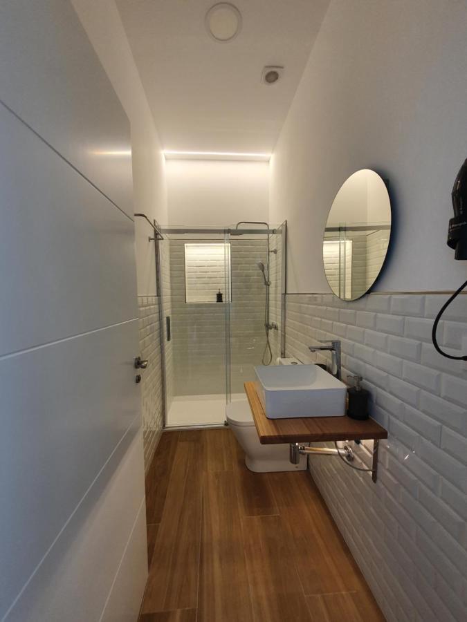 Redondela Apartments - Bedroom, Bathroom & Kitchen Екстер'єр фото